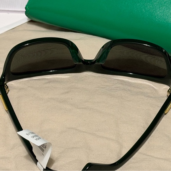 Bottega Veneta Dark Green Sunglasses with Case NWT
